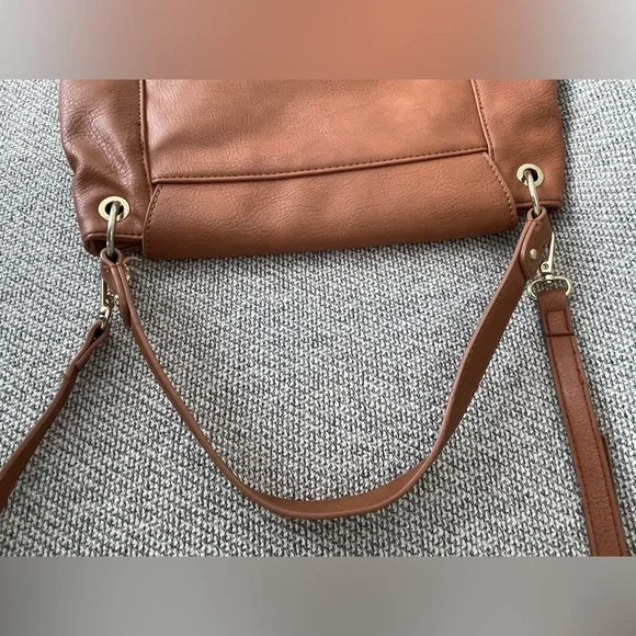 Dolce Vita Brown Crossbody Bag with Woven Design - Picture 6 of 16